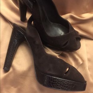 Stuart Weitzman Brown Heels